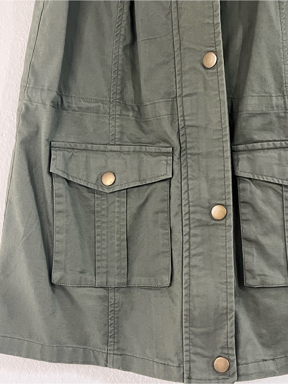 Market & Spruce Olive Colored Utility Cargo Vest - Picture 3 of 13